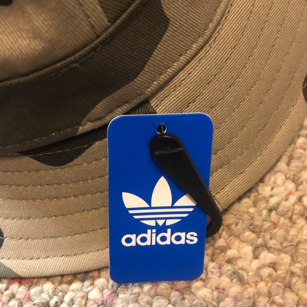 🎉 HP 🎉 🆕 adidas Original Camo AOP Bucket Hat - Picture 4 of 6